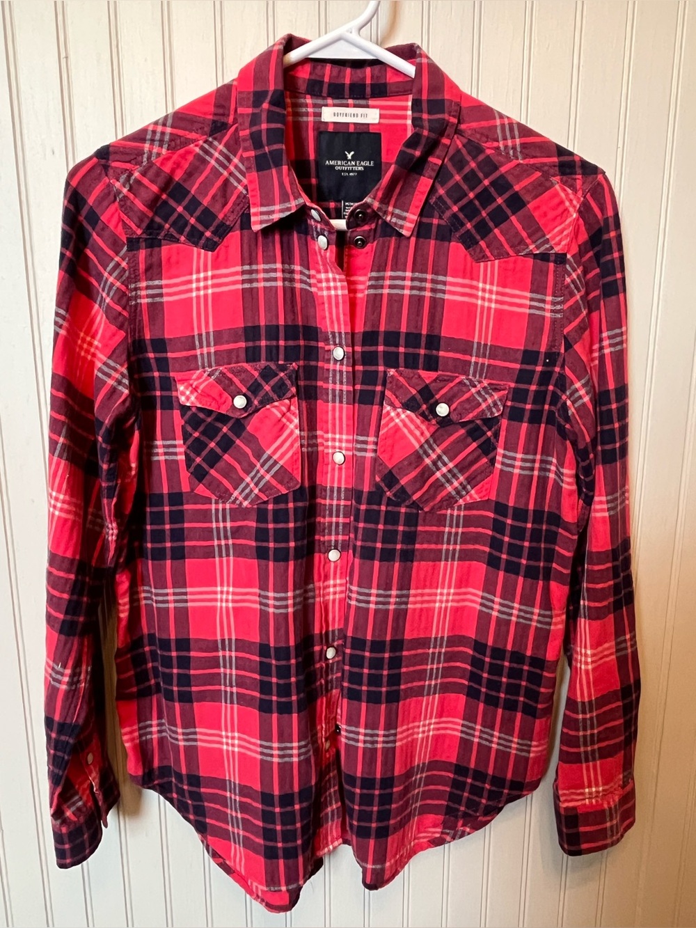 American Eagle Pink-Coral & Navy Plaid Button-Up Shirt